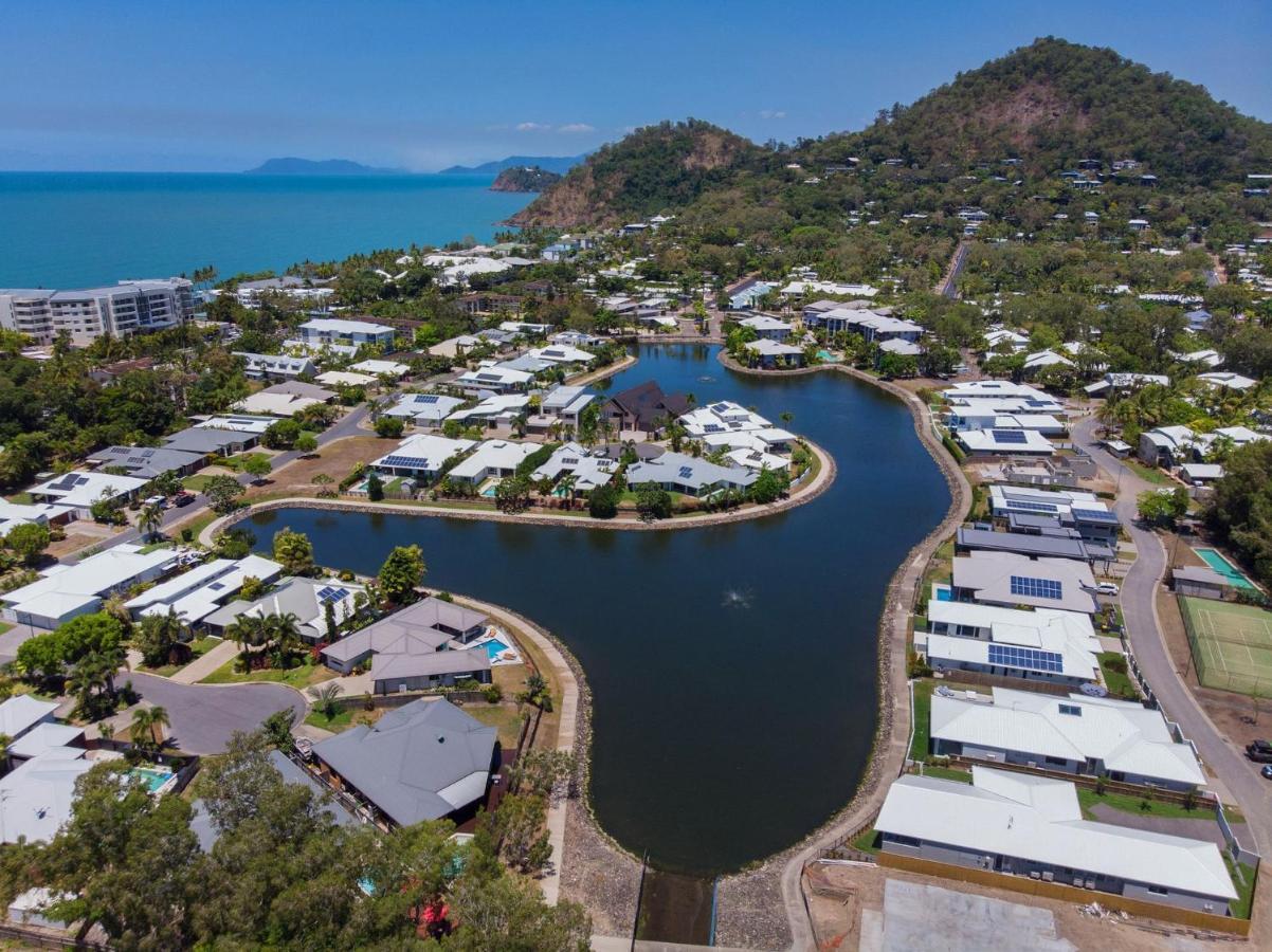 Blue Lagoon Resort Trinity Beach Exteriör bild